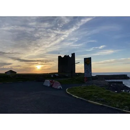 Wild Atlantic Cabin Apartament