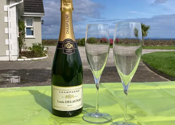 Wild Atlantic Cabin Апартаменты *