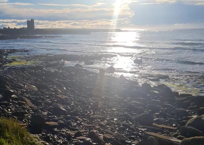 Апартаменты Wild Atlantic Cabin